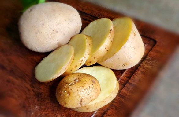Potato slice for skin